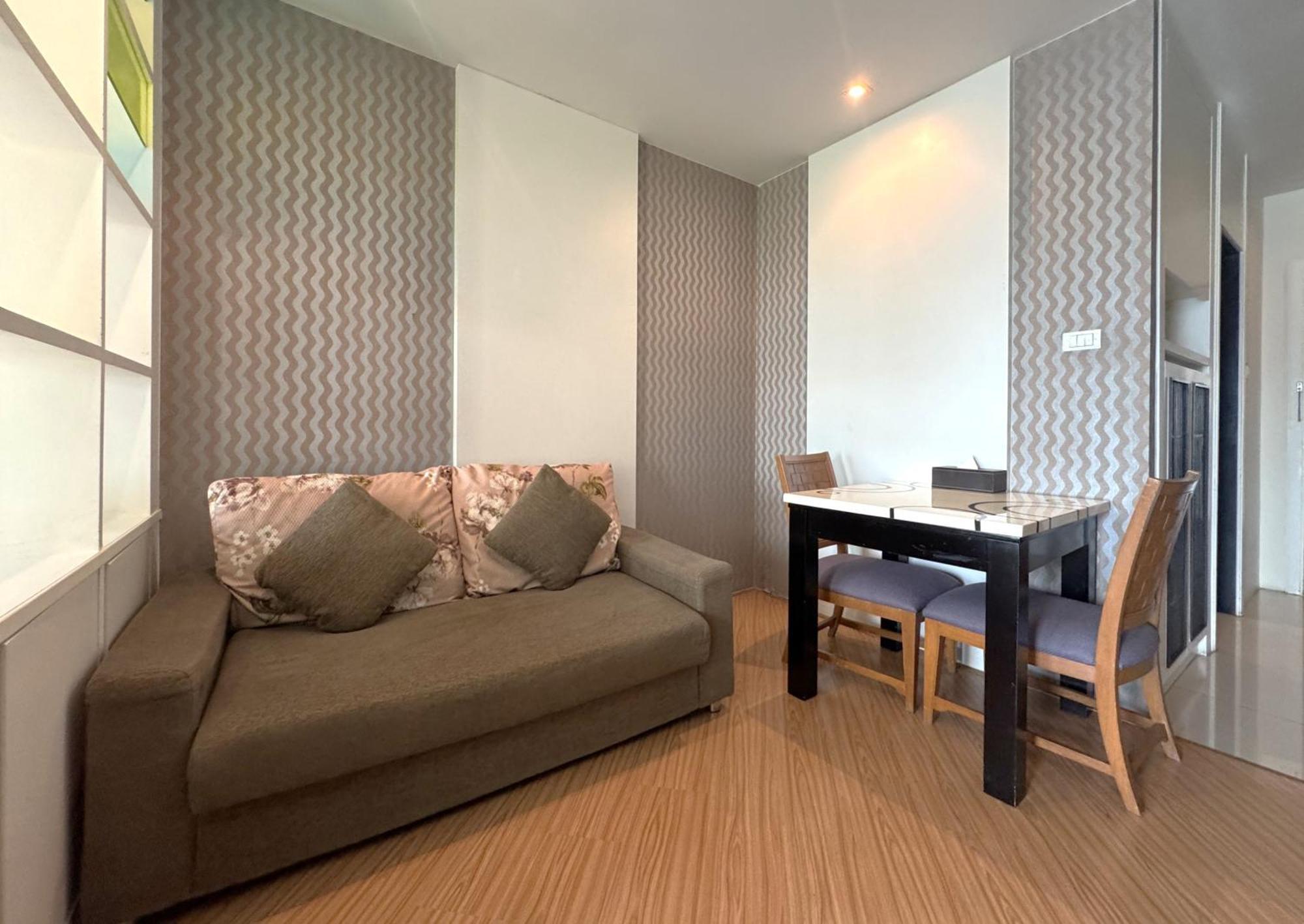 Aparthotel The Sunreno Bangkok