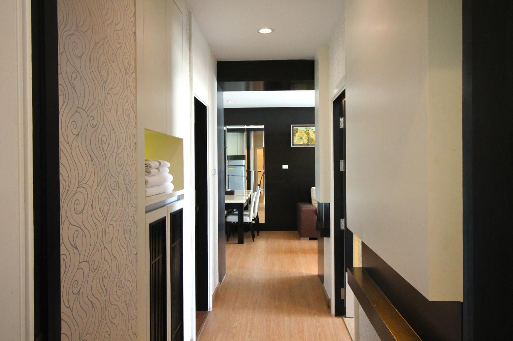 Aparthotel The Sunreno 3*